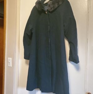 DONNYBROOK full length lined wool coat with hood
